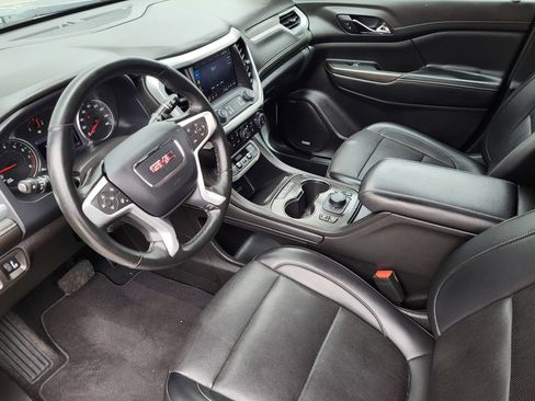 Used 2023 GMC Acadia SLT w/ Elevation Edition FWD image 9