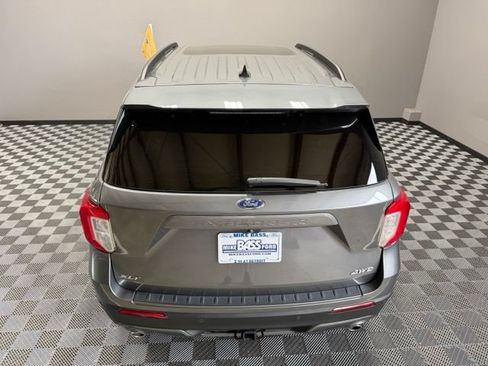 Used 2023 Ford Explorer XLT w/ Equipment Group 202A AWD/4WD image 12