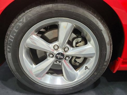 Used 2006 Ford Mustang GT RWD image 26