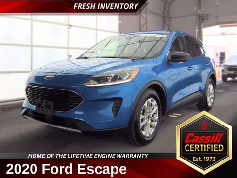 Used 2020 Ford Escape SE FWD image 1