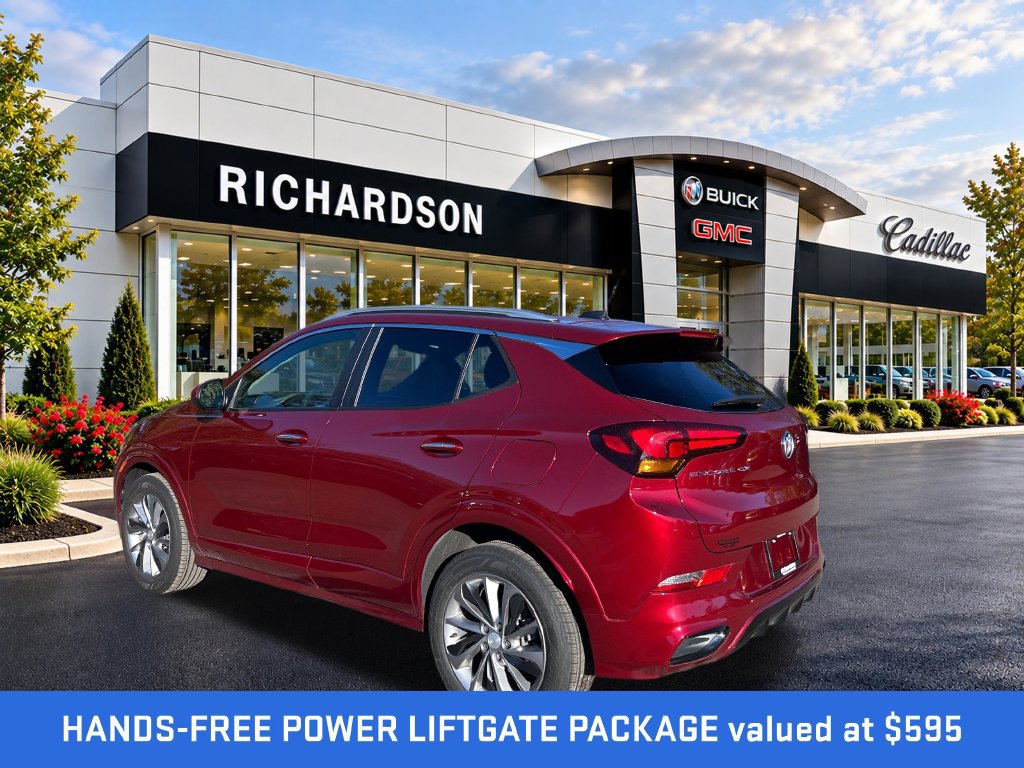 Used 2023 Buick Encore GX Select w/ Sport Touring Package FWD image 3
