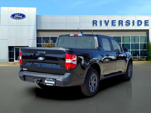 New 2025 Ford Maverick XLT w/ XLT Luxury Package image 5