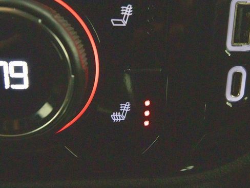 Used 2023 Chevrolet Silverado 1500 RST w/ Z71 Off-Road Package image 24