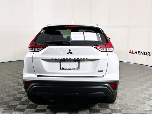 Used 2023 Mitsubishi Eclipse Cross LE image 4