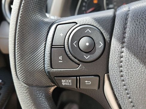 Used 2015 Toyota RAV4 XLE image 10