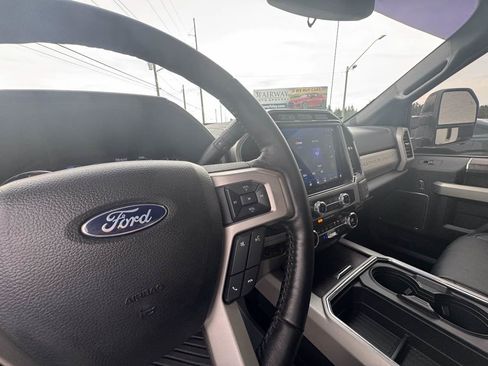 Used 2022 Ford F350 Lariat w/ Lariat Ultimate Package AWD/4WD image 18