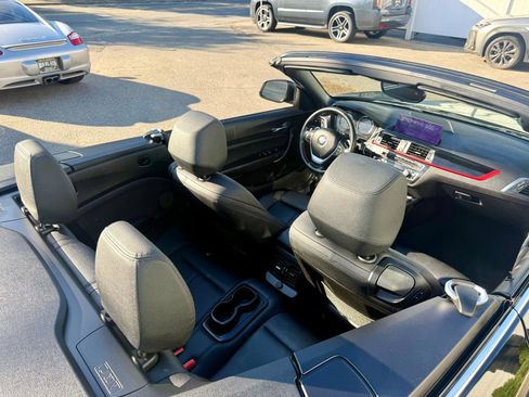 Used 2020 BMW 230i xDrive Convertible AWD/4WD image 16
