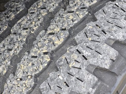 Used 2024 Chevrolet Silverado 3500 High Country image 25