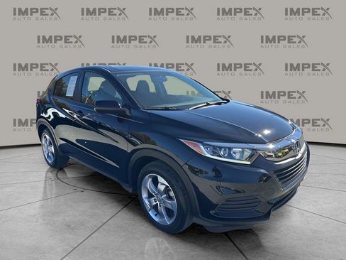 Used 2022 Honda HR-V LX image 7