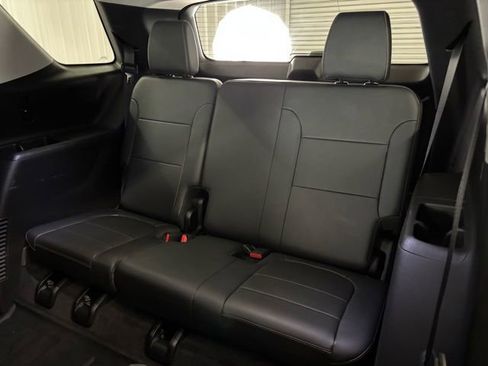 Used 2019 Chevrolet Traverse LT w/ LPO, Floor Liner Package image 19