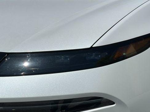 Certified 2025 Nissan Murano SL AWD/4WD image 4