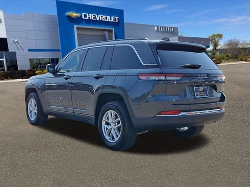 Used 2025 Jeep Grand Cherokee Laredo X w/ Luxury Tech Group I AWD/4WD image 24