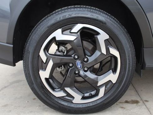 Used 2023 Subaru Crosstrek 2.5i Limited w/ Moonroof Package image 10