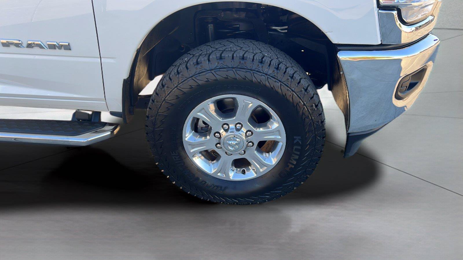 Used 2024 RAM 2500 Big Horn AWD/4WD image 20