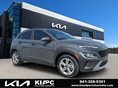 Used 2023 Hyundai Kona SEL image 1