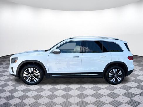 Used 2026 Mercedes-Benz GLB 250 image 2