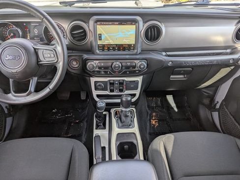 Used 2022 Jeep Wrangler Unlimited Sport AWD/4WD image 16