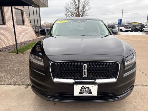 Used 2022 Lincoln Nautilus Reserve w/ Equipment Group 201A image 7