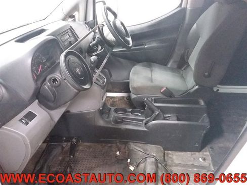 Used 2015 Chevrolet City Express LS image 10