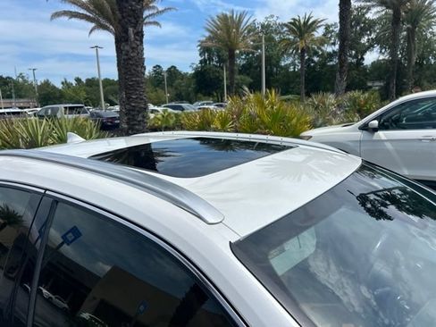 Used 2021 Lexus UX 200 w/ Premium Package FWD image 4