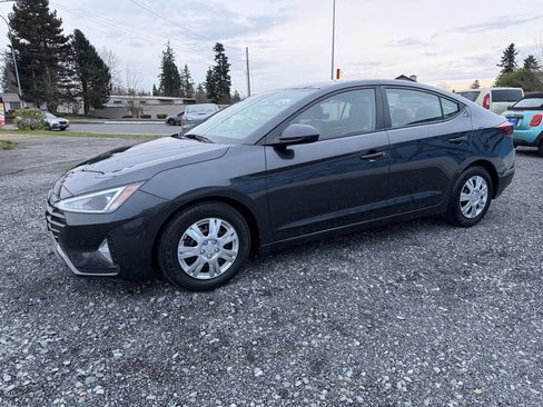 Used 2020 Hyundai Elantra SE w/ Cargo Package (C1) image 6