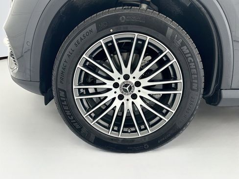 Certified 2026 Mercedes-Benz GLC 300 image 28