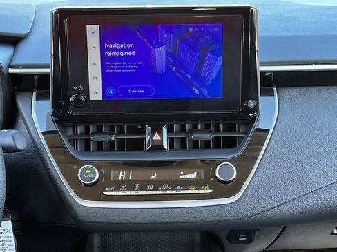 Used 2024 Toyota Corolla LE image 15