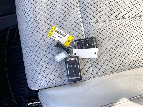 Certified 2021 Jeep Grand Cherokee L Overland w/ Advanced Protech Group III image 35