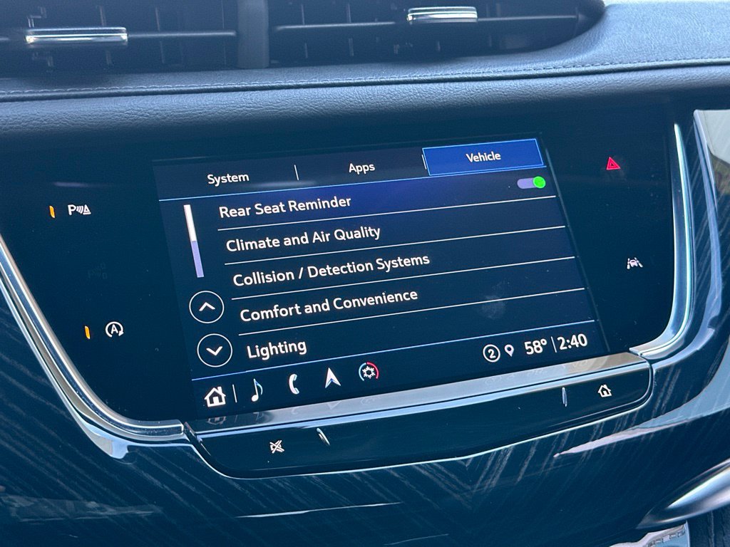 Used 2025 Cadillac XT6 Premium Luxury w/ LPO, Floor Liner Package AWD/4WD image 63