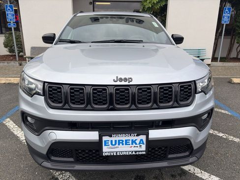 New 2026 Jeep Compass Latitude image 29
