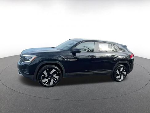 Used 2025 Volkswagen Atlas Cross Sport SE image 8