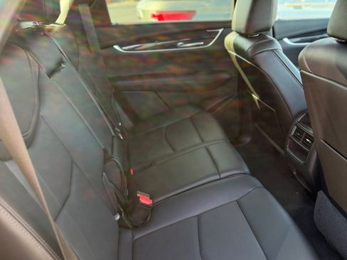 Used 2022 Cadillac XT5 Premium Luxury image 14