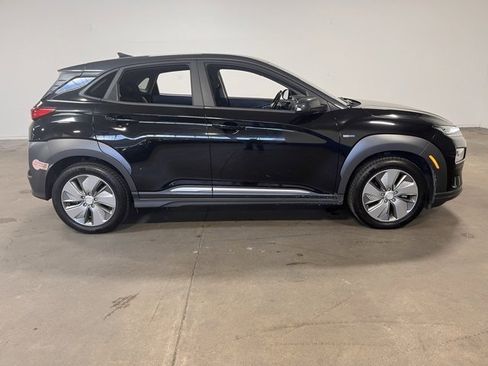 Used 2020 Hyundai Kona SEL image 2
