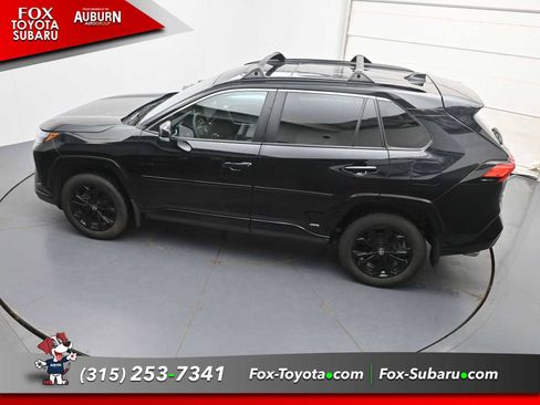 Used 2025 Toyota RAV4 SE w/ Convenience Package AWD/4WD image 35