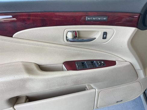 Used 2011 Lexus LS 460 image 27