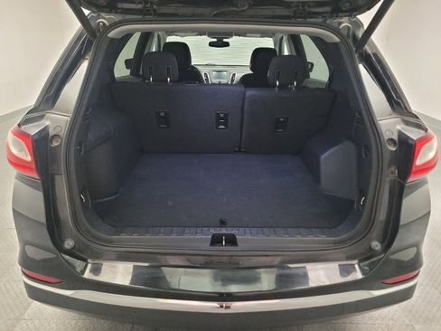 Used 2018 Chevrolet Equinox LT image 29