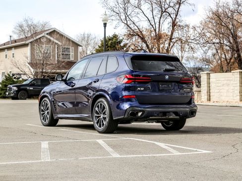 New 2026 BMW X5 xDrive50e w/ M Sport Package image 3