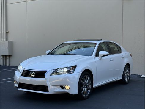 Used 2015 Lexus GS 350 AWD image 3