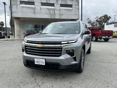 Used 2026 Chevrolet Traverse LT