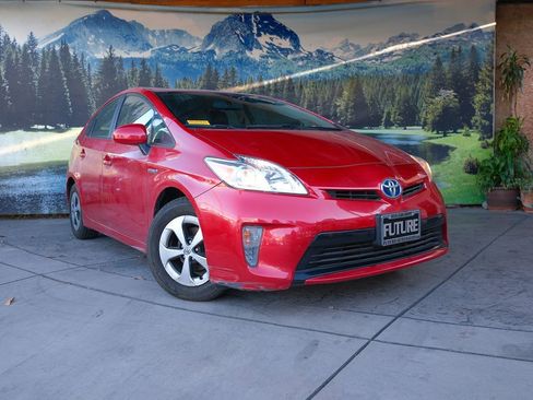 Used 2012 Toyota Prius Four image 3