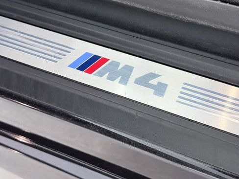 Used 2016 BMW M4 Convertible image 34