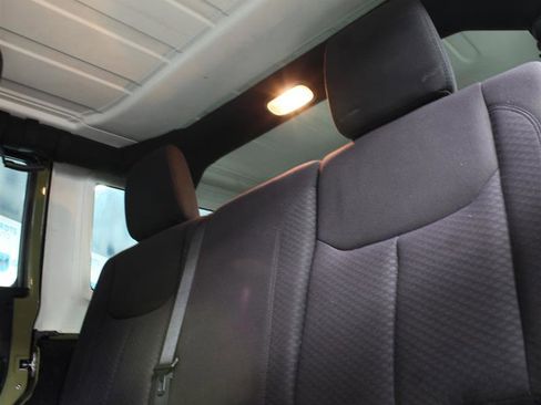 Used 2013 Jeep Wrangler Unlimited Sport w/ Connectivity Group image 17