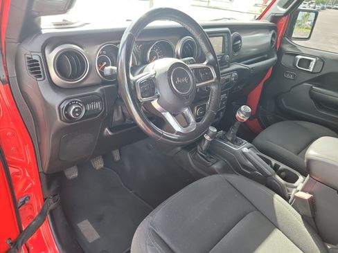 Used 2020 Jeep Gladiator Sport w/ Quick Order Package 23S AWD/4WD image 19