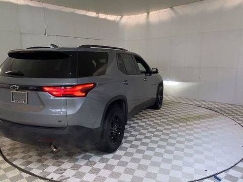 Used 2023 Chevrolet Traverse LT w/ Midnight/Sport Edition AWD/4WD image 3