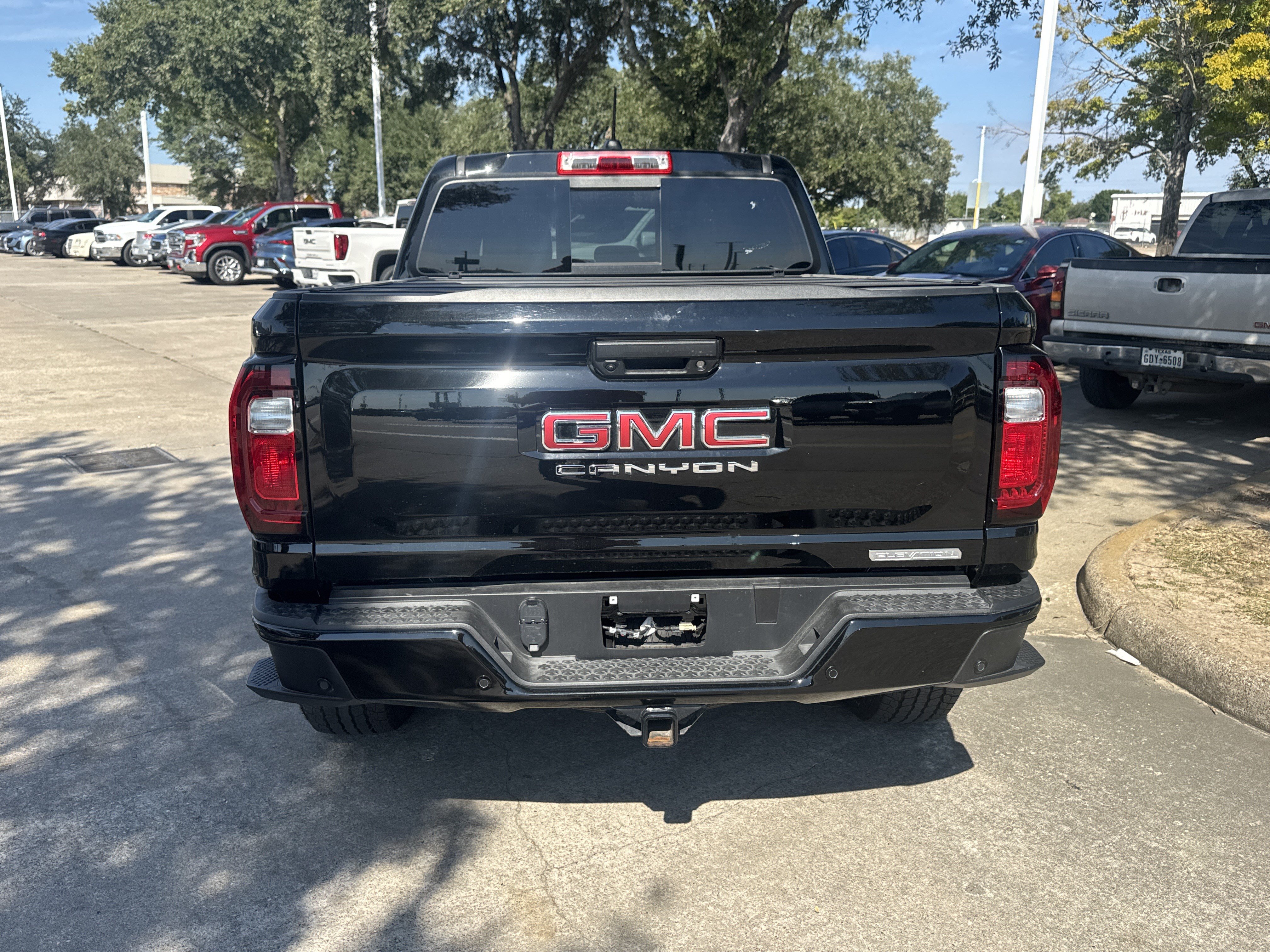 Used 2024 GMC Canyon Elevation w/ Elevation Premium Package RWD image 12