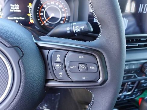 New 2026 Jeep Gladiator Mojave image 19