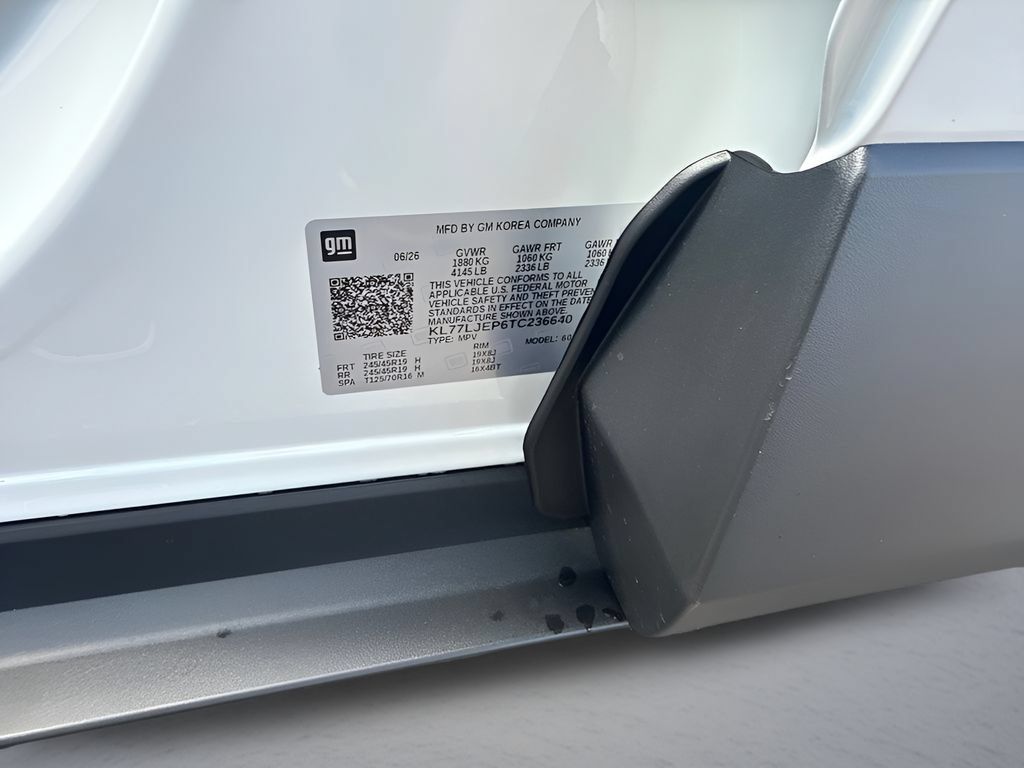 New 2026 Chevrolet Trax RS w/ Sunroof Package FWD image 34