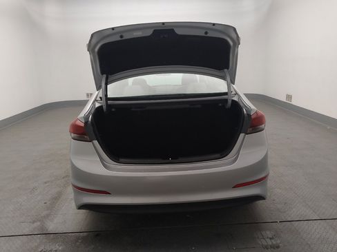 Used 2017 Hyundai Elantra SE w/ Cargo Package image 29