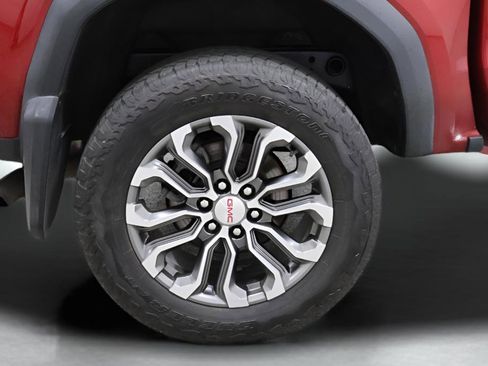 Used 2023 GMC Canyon Denali AWD/4WD image 36