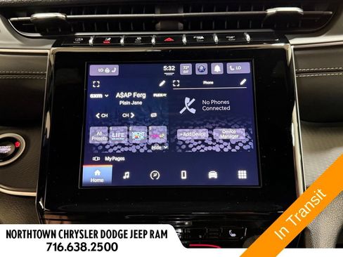 Used 2025 Jeep Grand Cherokee Laredo X w/ Luxury Tech Group I AWD/4WD image 11